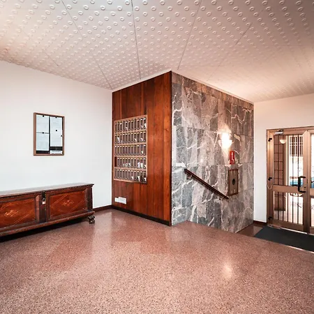 Keys Of Italy - Piazza Vetra Roomy Apartamento